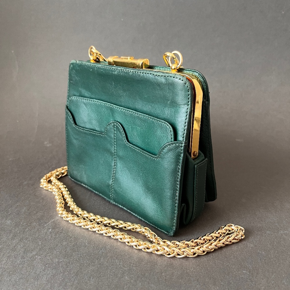 Vintage Valentino Garavani Emerald Green Small Leather Purse with Gold Chain 90s